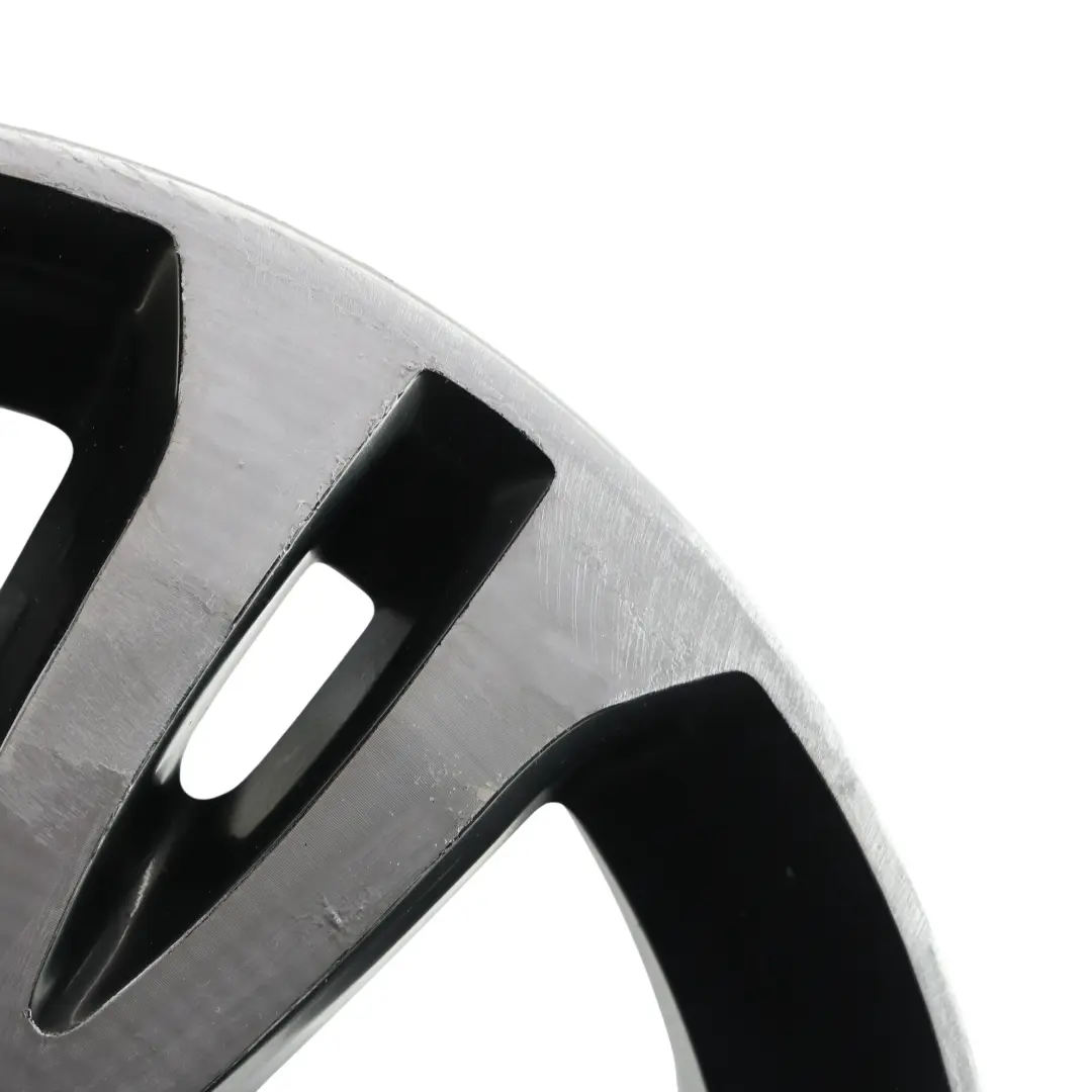 Leicht metall felge 16" ET:49 6,5J für Mercedes W176 W246 mit Teilenummer A2464010000 Mercedes W176 W246 Leicht metall felge 16" ET:49 6,5J - SKU A2464010000-1 - Teilenummer A2464010000