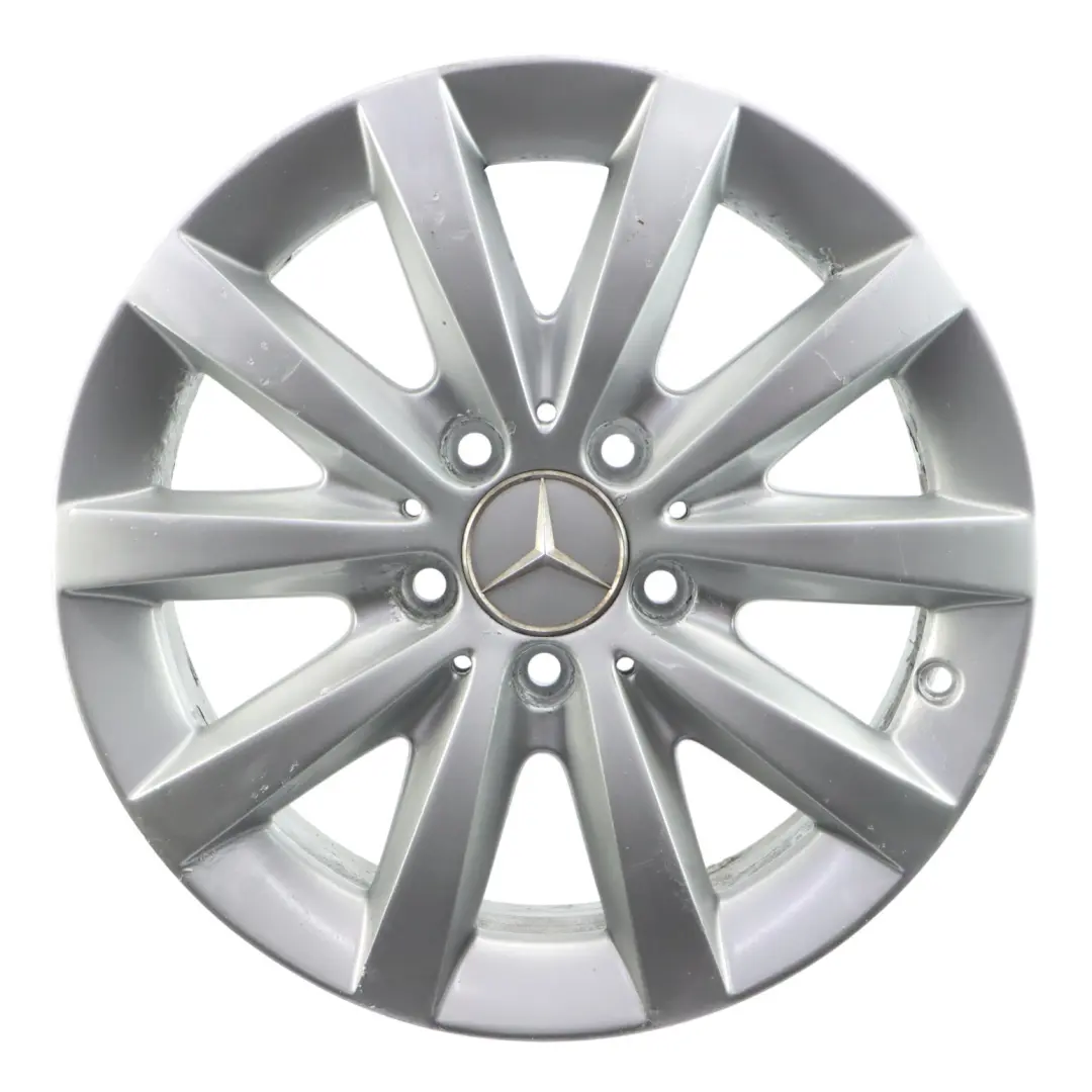 Jante Alliage Argentée 10 Rayons 16" ET:49 6,5J pour Mercedes W176 W246 à propos du numéro de pièce A2464010500 Mercedes W176 W246 Jante Alliage Argentée 10 Rayons 16" ET:49 6,5J - SKU A2464010500-1 - Numéro de pièce A2464010500