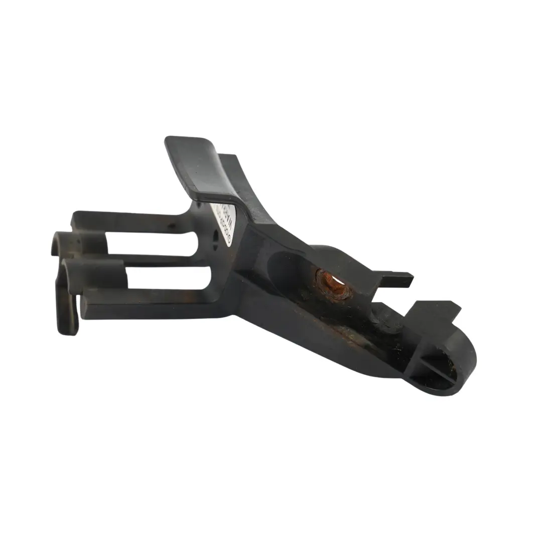 W156 W176 Vordere Bremszug Halterung Halter Rechts für Mercedes mit Teilenummer A2465461843 Mercedes W156 W176 Vordere Bremszug Halterung Halter Rechts - SKU A2465461843 - Teilenummer A2465461843