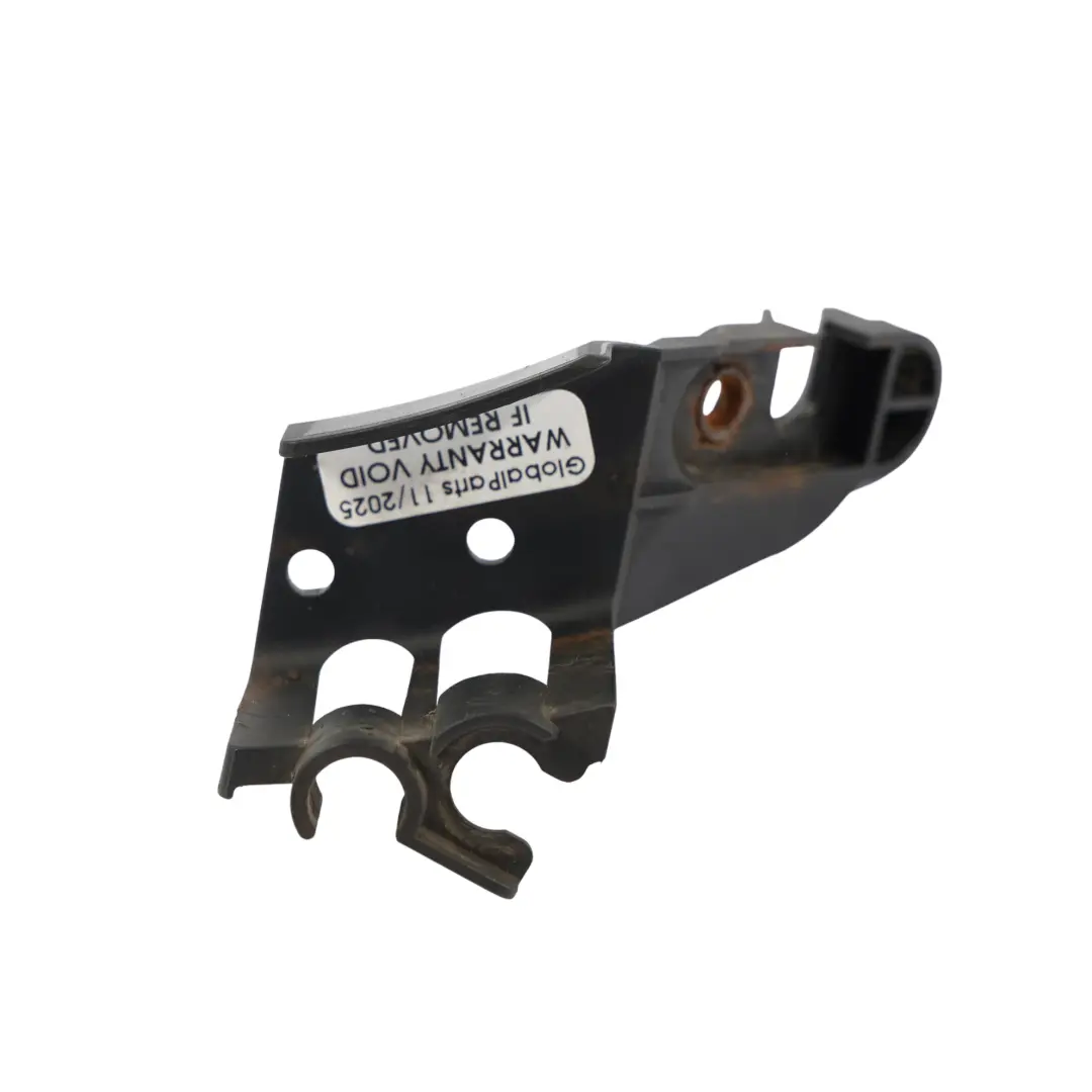 W156 W176 Support Fixation Câble Frein Avant Droit pour Mercedes à propos du numéro de pièce A2465461843 Mercedes W156 W176 Support Fixation Câble Frein Avant Droit - SKU A2465461843 - Numéro de pièce A2465461843