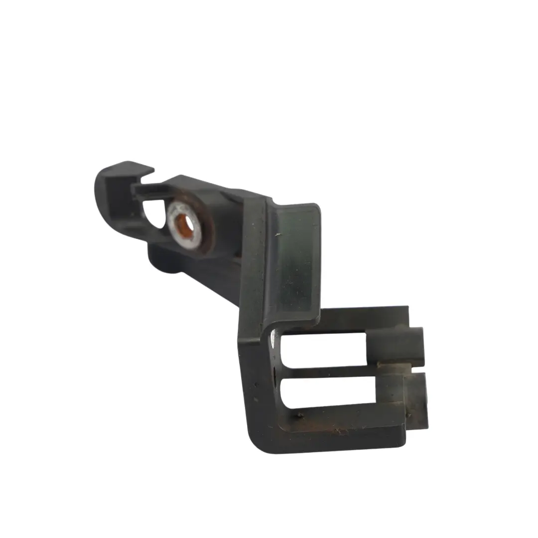 W156 W176 Support Fixation Câble Frein Avant Droit pour Mercedes à propos du numéro de pièce A2465461843 Mercedes W156 W176 Support Fixation Câble Frein Avant Droit - SKU A2465461843 - Numéro de pièce A2465461843