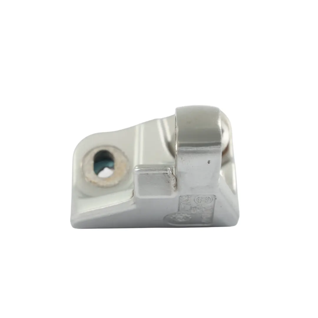 Charnière Porte Supérieure Arrière Droite Couleur Argent pour Mercedes W246 à propos du numéro de pièce A2467301237 Mercedes W246 Charnière Porte Supérieure Arrière Droite Couleur Argent - SKU A2467301237-PLS - Numéro de pièce A2467301237