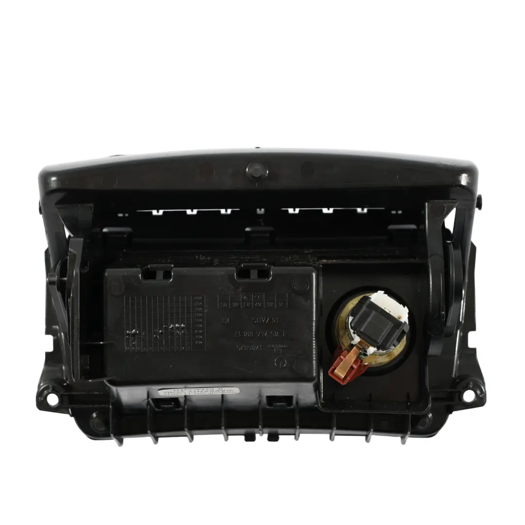 Mercedes W246 Console centrale Compartiment rangement Cendrier - SKU A2468100179 - Numéro de pièce A2468100179