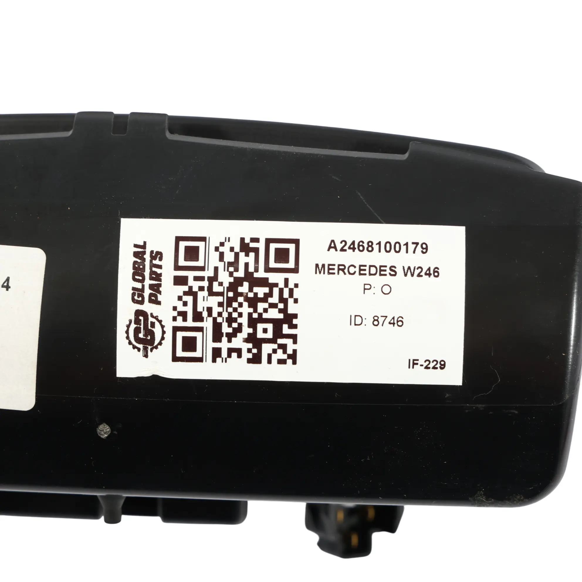 Mercedes W246 Centre Consola Storage Compartment Ashtray A2468100179