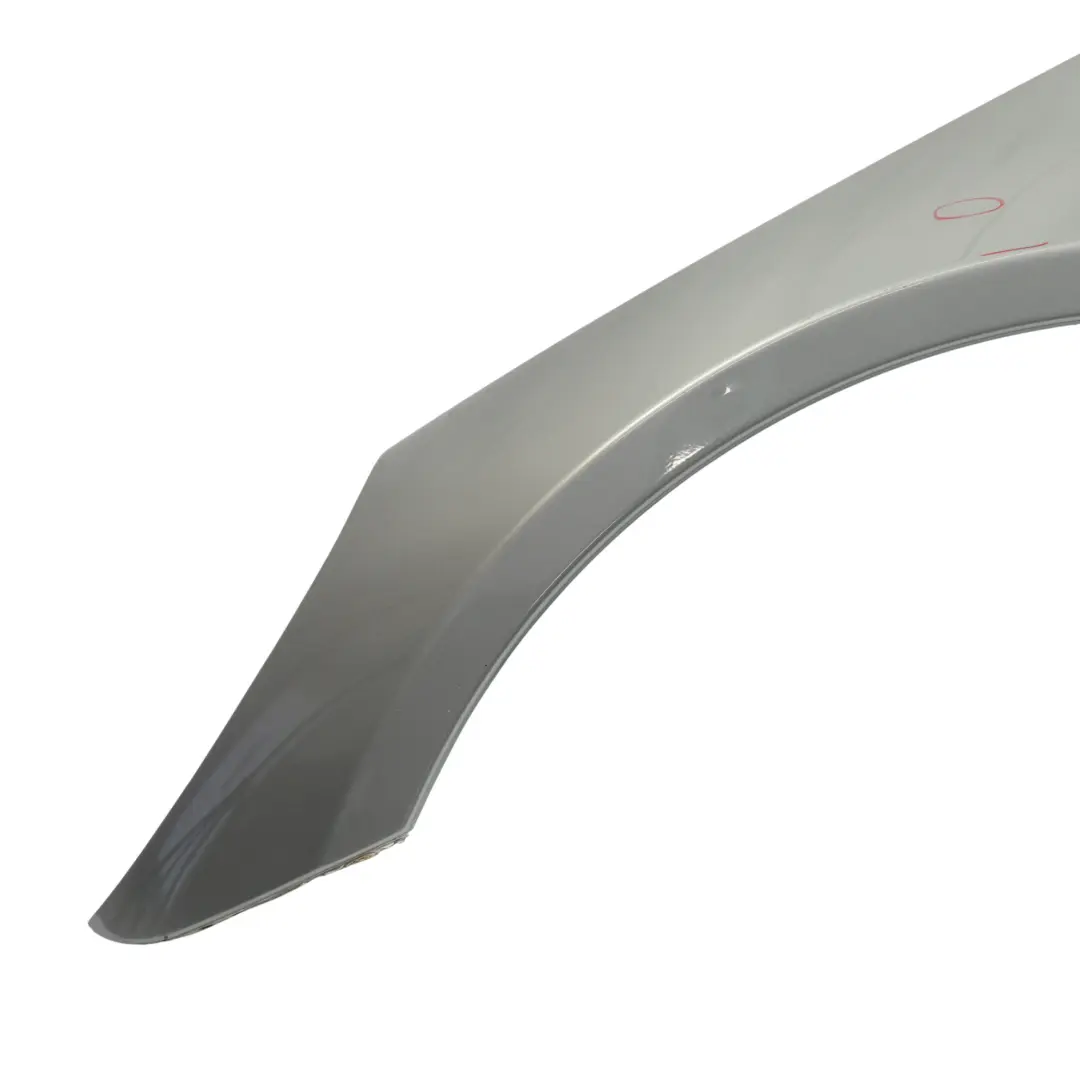 Pannello Laterale Anteriore Destro Parafango Palladium Silver 792 per Mercedes W251 con numero di parte A2518800106 Mercedes W251 Pannello Laterale Anteriore Destro Parafango Palladium Silver 792 - SKU A2518800106-PAL - Numero di parte A2518800106