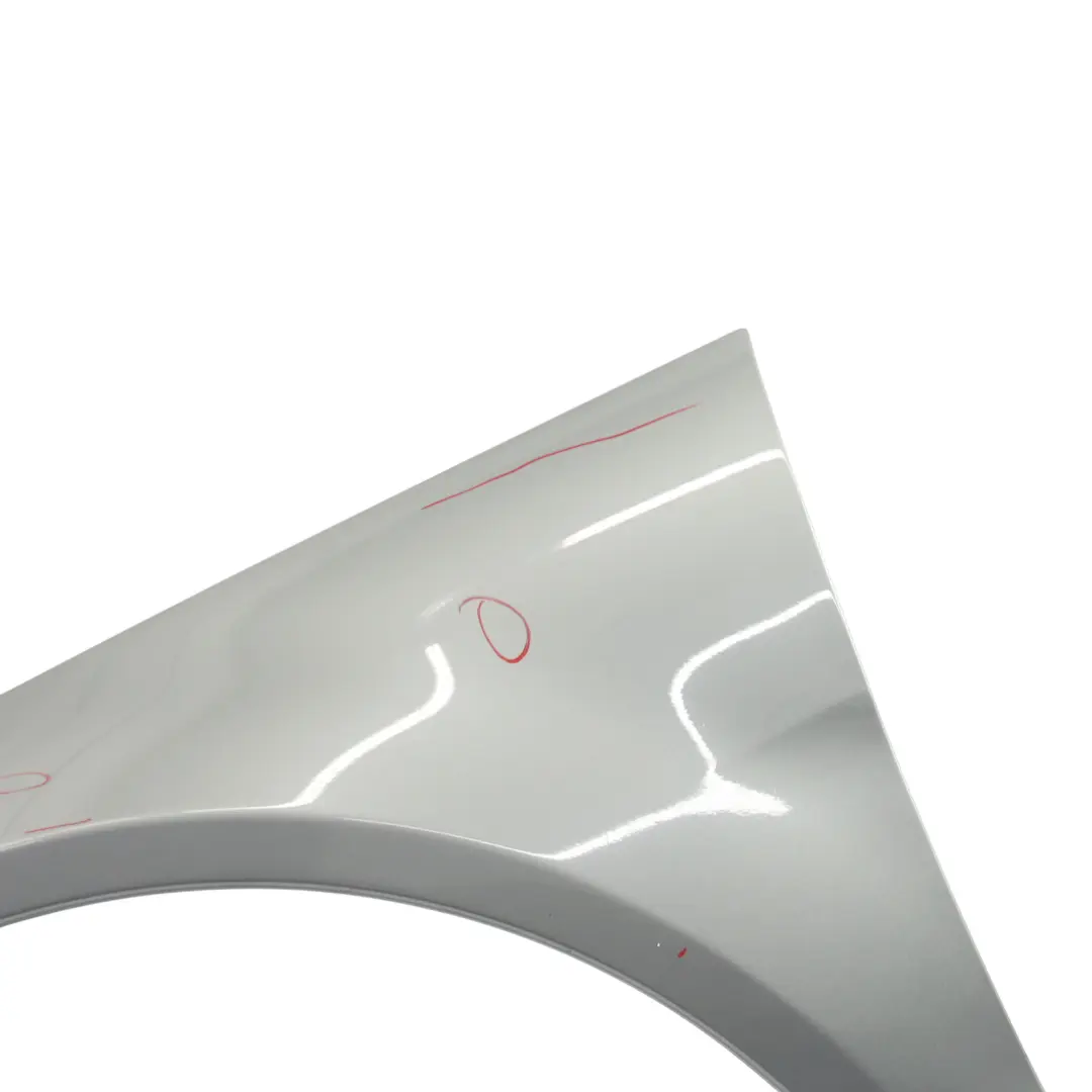 Pannello Laterale Anteriore Destro Parafango Palladium Silver 792 per Mercedes W251 con numero di parte A2518800106 Mercedes W251 Pannello Laterale Anteriore Destro Parafango Palladium Silver 792 - SKU A2518800106-PAL - Numero di parte A2518800106