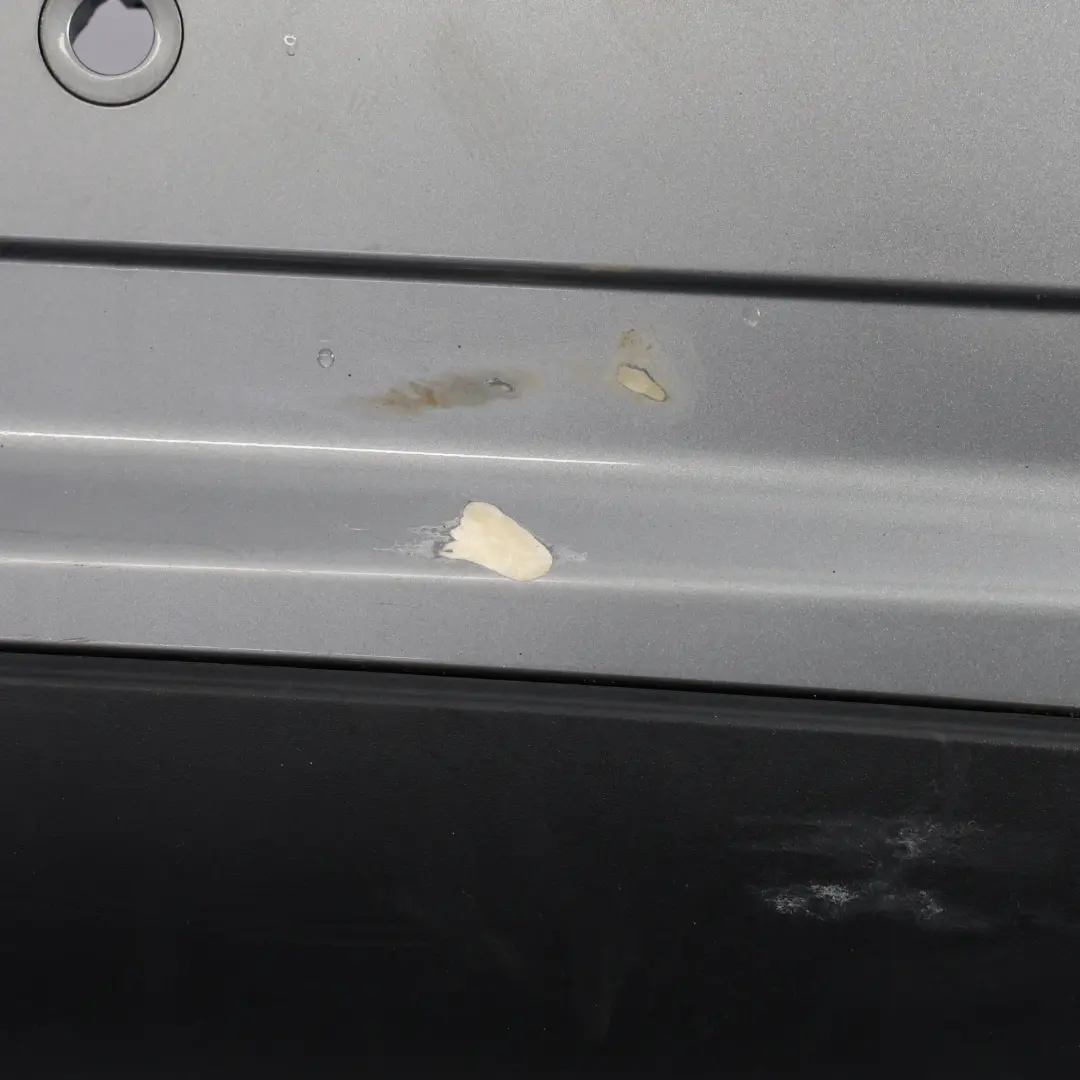 Zderzak Tylny AMG Palladium Silver Srebrny Metalik - 792 do Mercedes W251 o numerze A2518851925 Mercedes W251 Zderzak Tylny AMG Palladium Silver Srebrny Metalik - 792 - SKU A2518851925-PAL - Numer Części A2518851925