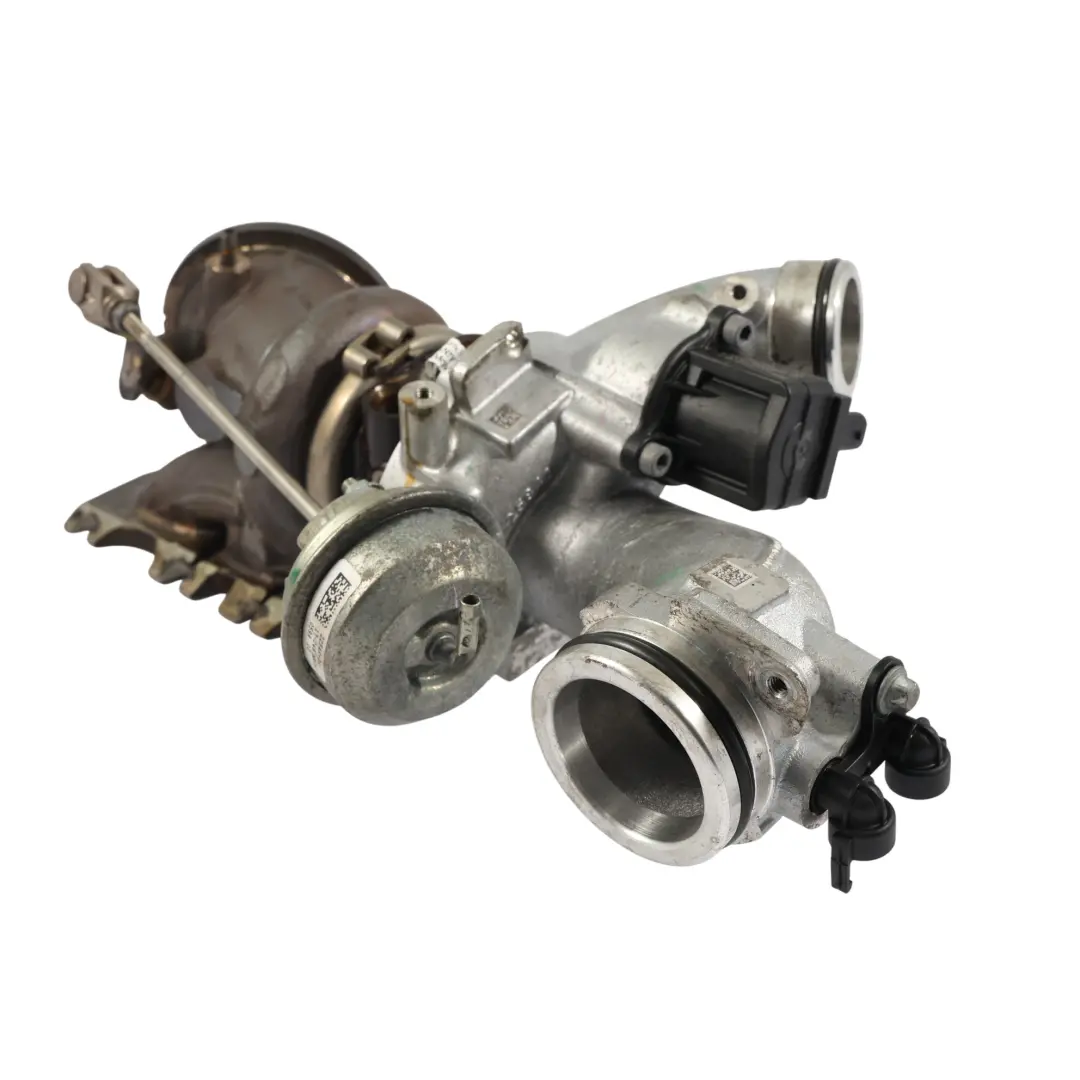 C43 Turbo Turbocharger Left N/S Petrol Engine M276 to Mercedes W212 with Part number A2760903380 Mercedes W212 C43 Turbo Turbocharger Left N/S Petrol Engine M276 - SKU A2760903380 - Part number A2760903380