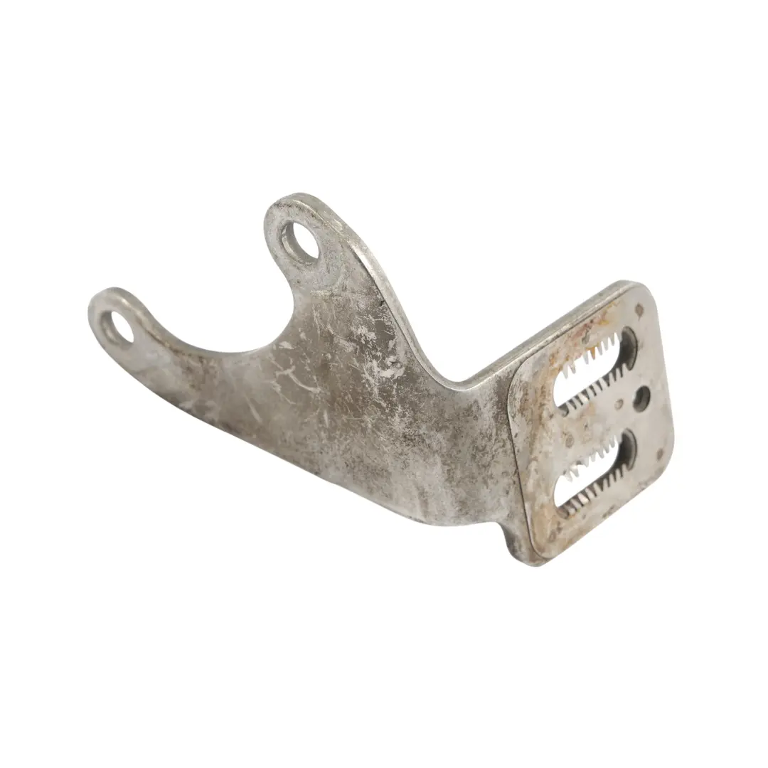Support Fixation Échappement Gauche pour Mercedes W205 W213 C238 à propos du numéro de pièce A2761423540 Mercedes W205 W213 C238 Support Fixation Échappement Gauche - SKU A2761423540 - Numéro de pièce A2761423540