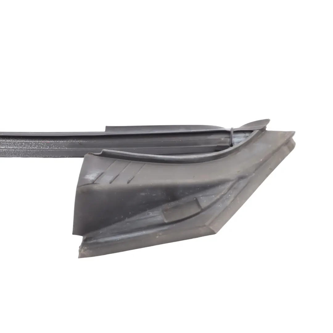 C453 Front Door Window Glass Seal Gasket Left N/S to Smart ForTwo with Part number A4537204901 Smart ForTwo C453 Front Door Window Glass Seal Gasket Left N/S - SKU A4537204901 - Part number A4537204901