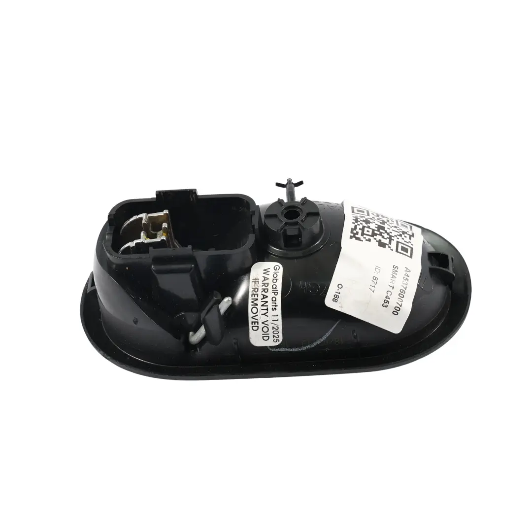 C453 Asidero Interior De Puerta Delantera Izquierda para Smart Fortwo con número de pieza A4537600700 Smart Fortwo C453 Asidero Interior De Puerta Delantera Izquierda - SKU A4537600700 - Número de pieza A4537600700