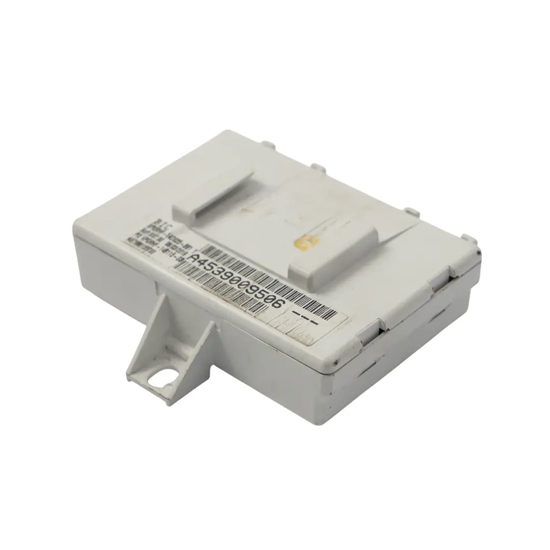 C453 Sat Nav Control Unit Navigation Module Unit to Smart Fortwo with Part number A4539009506 Smart Fortwo C453 Sat Nav Control Unit Navigation Module Unit - SKU A4539009506 - Part number A4539009506