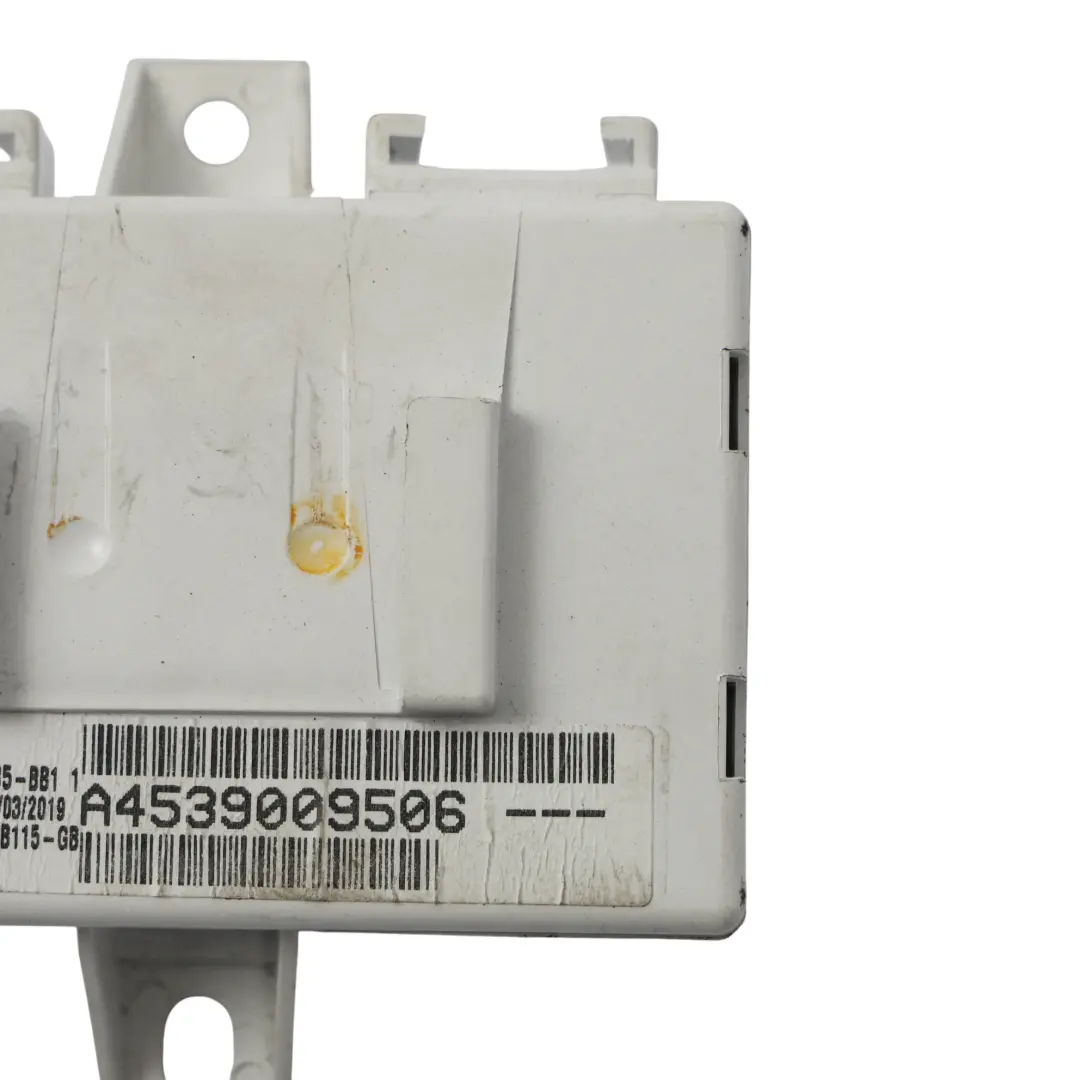 C453 Módulo De Control Del Sistema De Navegación para Smart Fortwo con número de pieza A4539009506 Smart Fortwo C453 Módulo De Control Del Sistema De Navegación - SKU A4539009506 - Número de pieza A4539009506