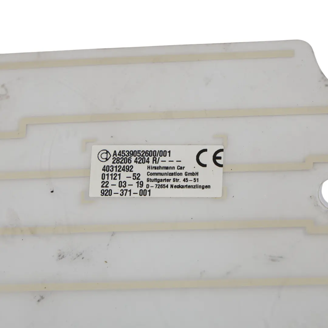 C453 Antena Radia GPS Moduł Sterownik Anteny do Smart Fortwo o numerze A4539052600 Smart Fortwo C453 Antena Radia GPS Moduł Sterownik Anteny - SKU A4539052600 - Numer Części A4539052600