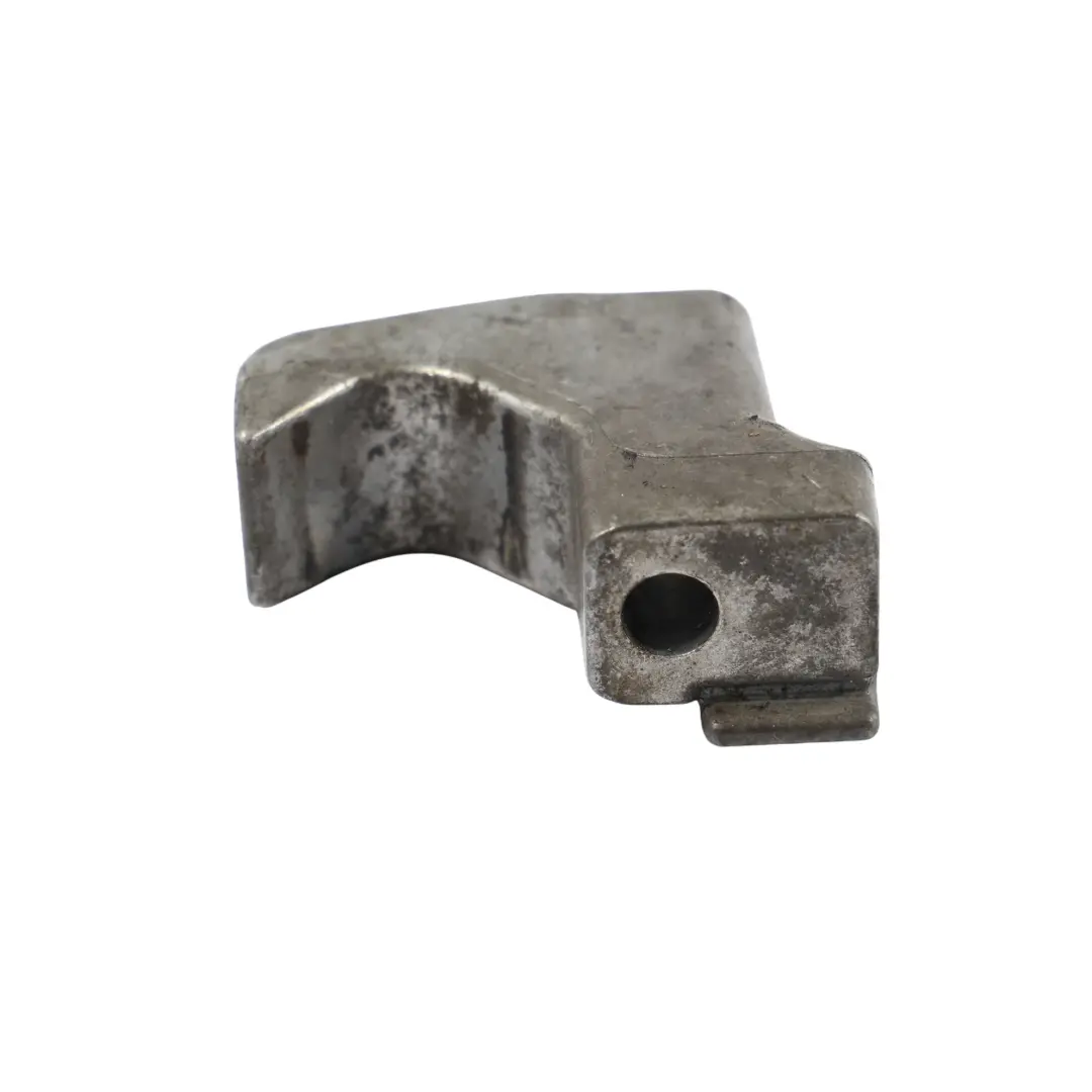 Halterung Für Einspritzleiste OM629 für Mercedes W164 W211 mit Teilenummer A6290720040 Mercedes W164 W211 Halterung Für Einspritzleiste OM629 - SKU A6290720040 - Teilenummer A6290720040