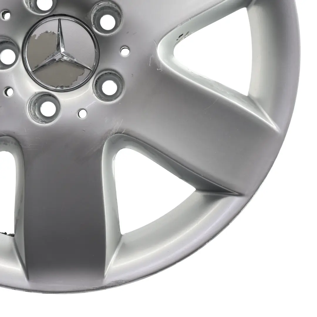 Felga Aluminiowa 17" 7J ET:56 A1644014902 do Mercedes W639 o numerze A6394011902 Mercedes W639 Felga Aluminiowa 17" 7J ET:56 A1644014902 - SKU A6394011902-2 - Numer Części A6394011902