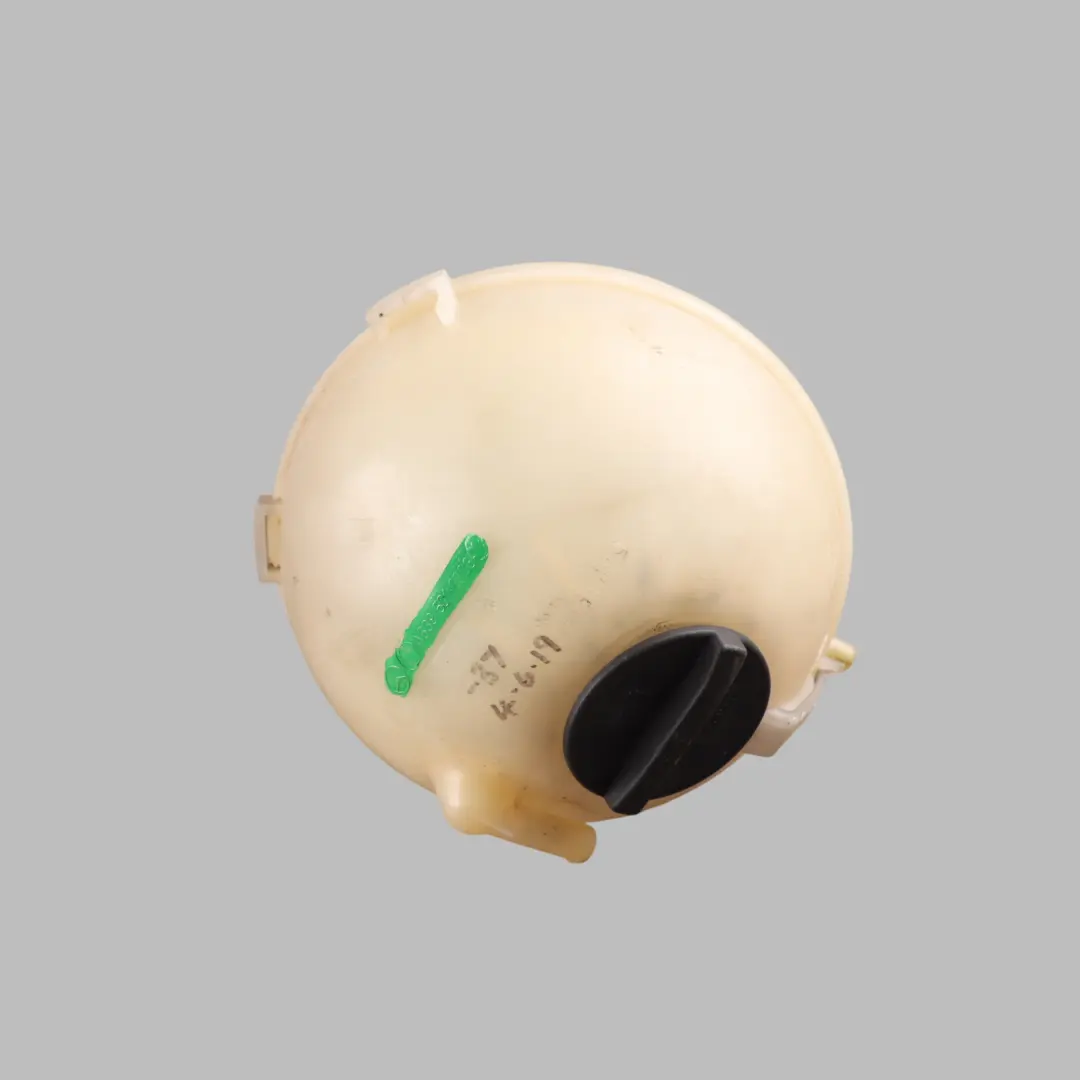 Réservoir expansion liquide refroidissement Bouteille pour Mercedes W639 à propos du numéro de pièce A6395010203 Mercedes W639 Réservoir expansion liquide refroidissement Bouteille - SKU A6395010203 - Numéro de pièce A6395010203