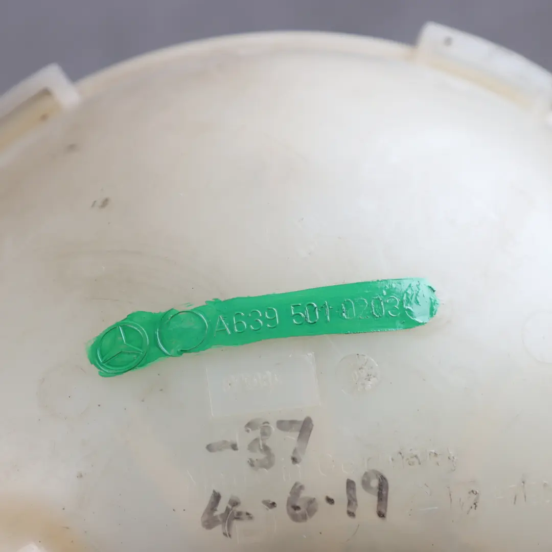 Réservoir expansion liquide refroidissement Bouteille pour Mercedes W639 à propos du numéro de pièce A6395010203 Mercedes W639 Réservoir expansion liquide refroidissement Bouteille - SKU A6395010203 - Numéro de pièce A6395010203