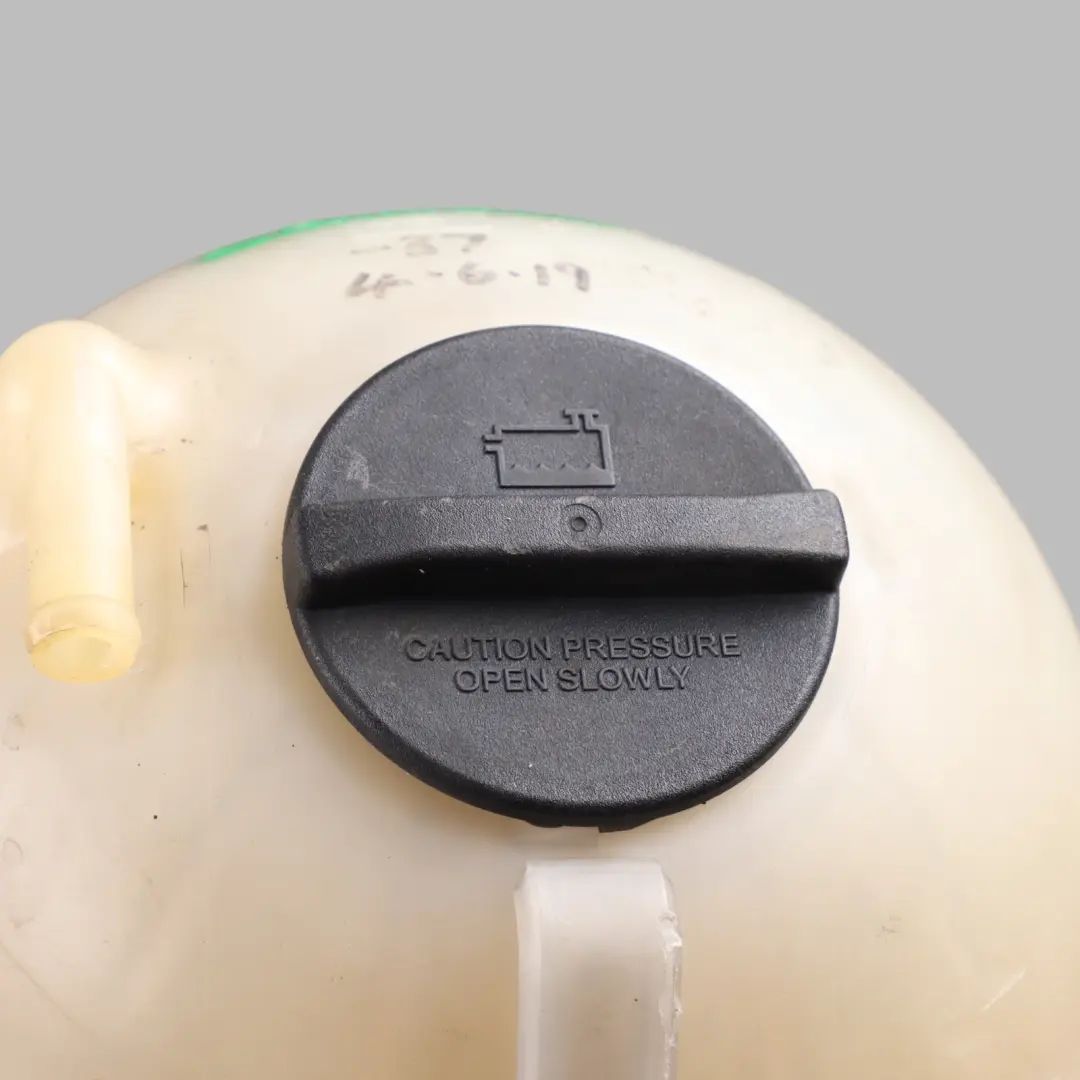 Mercedes W639 Kühlmittel Ausgleichsbehälter Reservoir Flasche - SKU A6395010203 - Teilenummer A6395010203