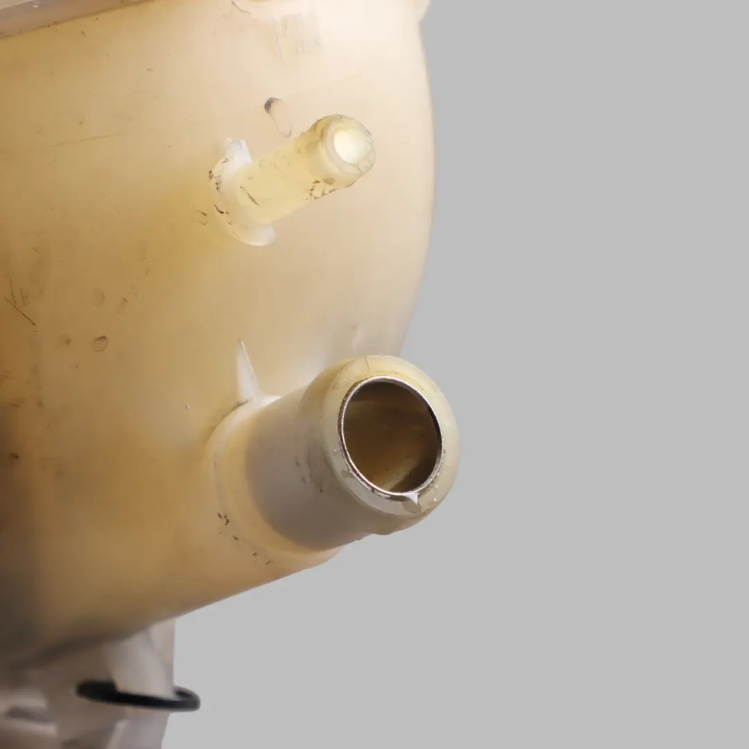 Kühlmittel Ausgleichsbehälter Reservoir Flasche für Mercedes W639 mit Teilenummer A6395010203 Mercedes W639 Kühlmittel Ausgleichsbehälter Reservoir Flasche - SKU A6395010203 - Teilenummer A6395010203