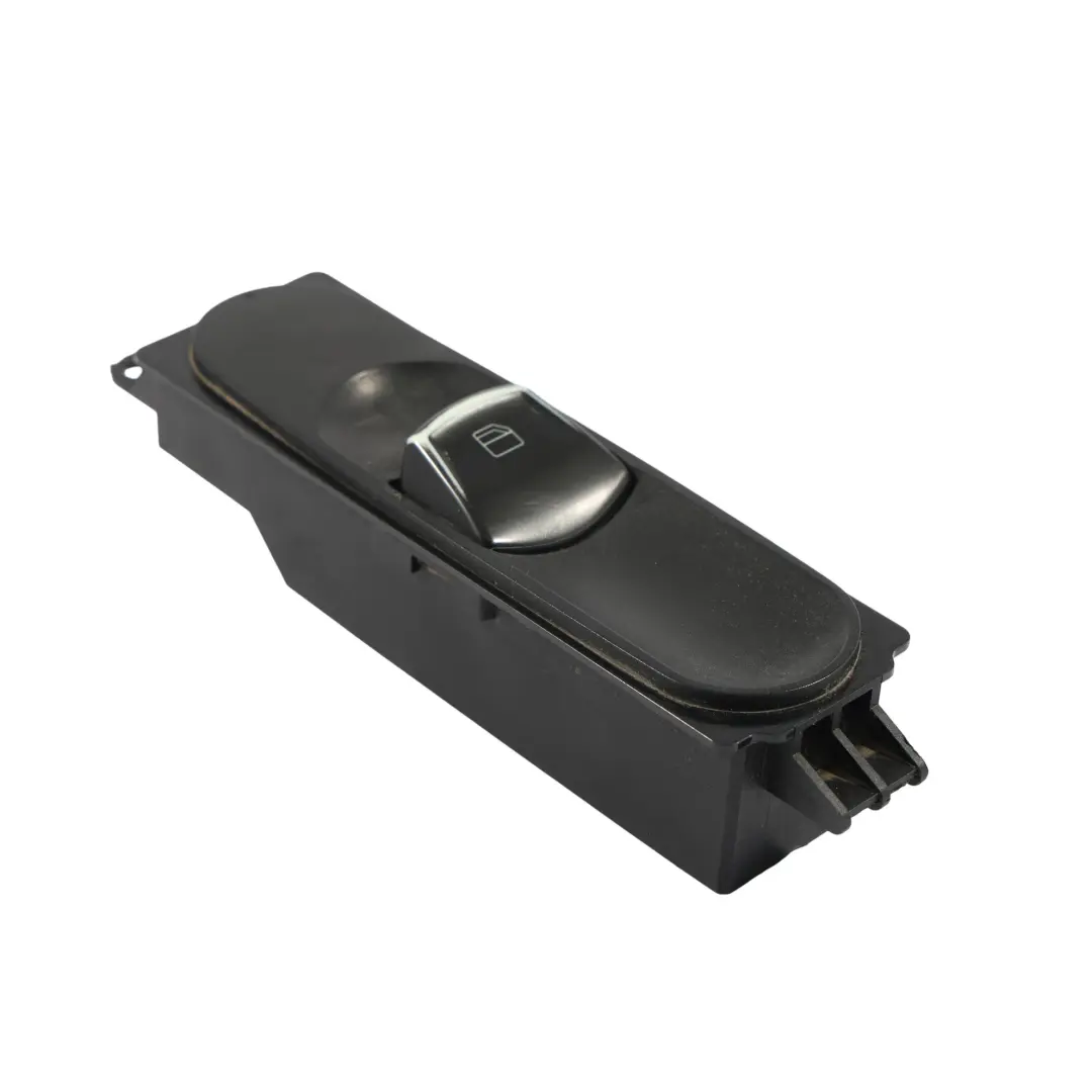 Puerta Ventana Control Botón Interruptor Lado Pasajero para Mercedes W639 con número de pieza A6395451413 Mercedes W639 Puerta Ventana Control Botón Interruptor Lado Pasajero - SKU A6395451413-1 - Número de pieza A6395451413