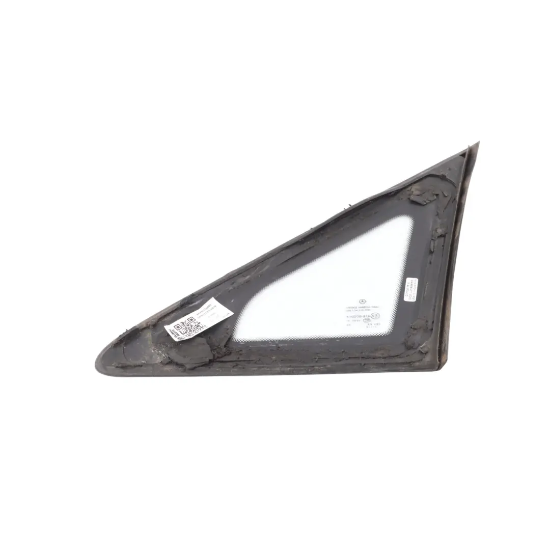  Vitrage Latéral Mercedes Vito W639 Avant Droit Triangulaire AS2 - SKU A6396736805 - Numéro de pièce A6396736805