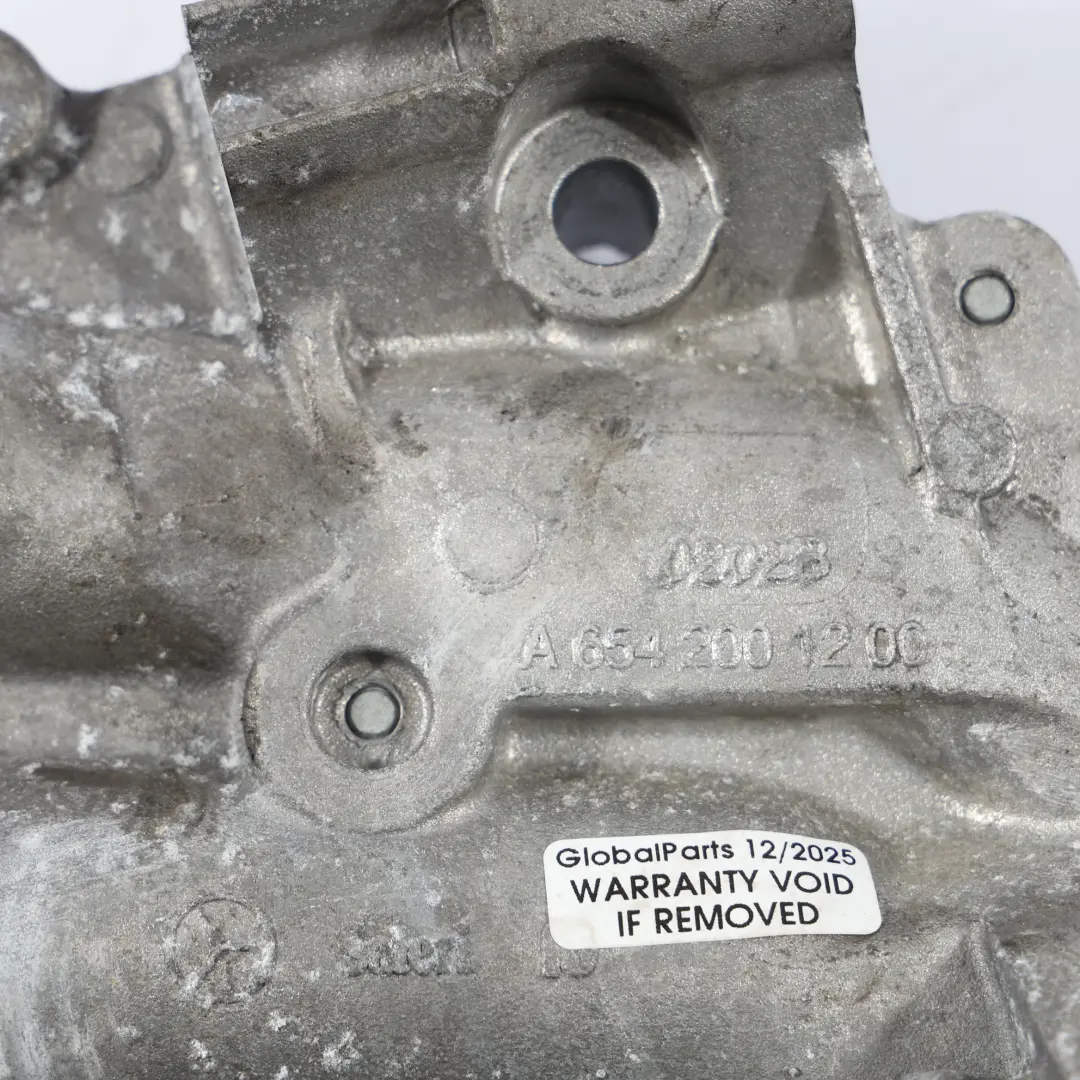 Mercedes X118 W177 W247 OM654 Uchwyt Obudowa Pompy Wody Diesel A6542001200 - SKU A6542003900-1 - Numer Części A6542003900