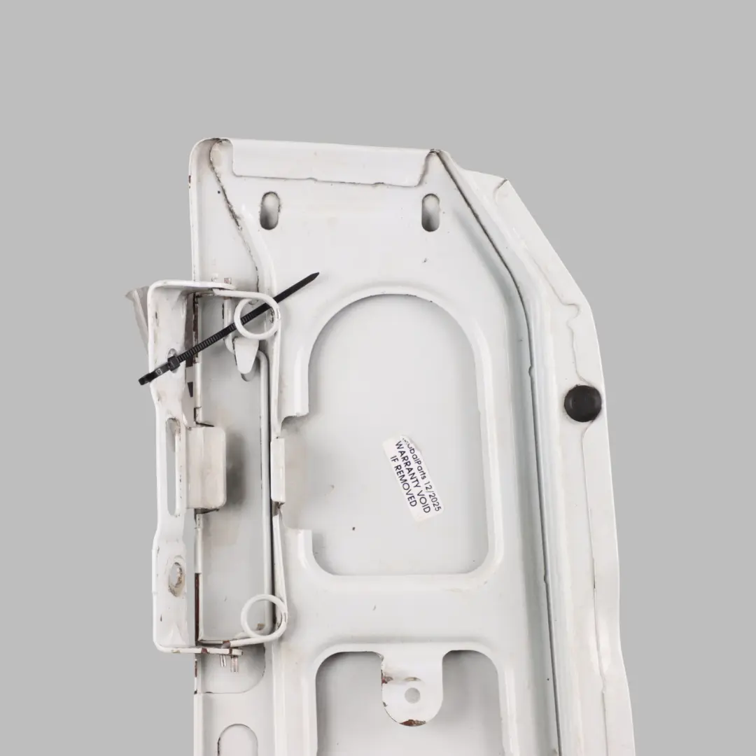 Mercedes W906 Sportello carburante Coperchio serbatoio Bianco Artico - 9147 - SKU A9067500004-ARW - Numero di parte A9067500004