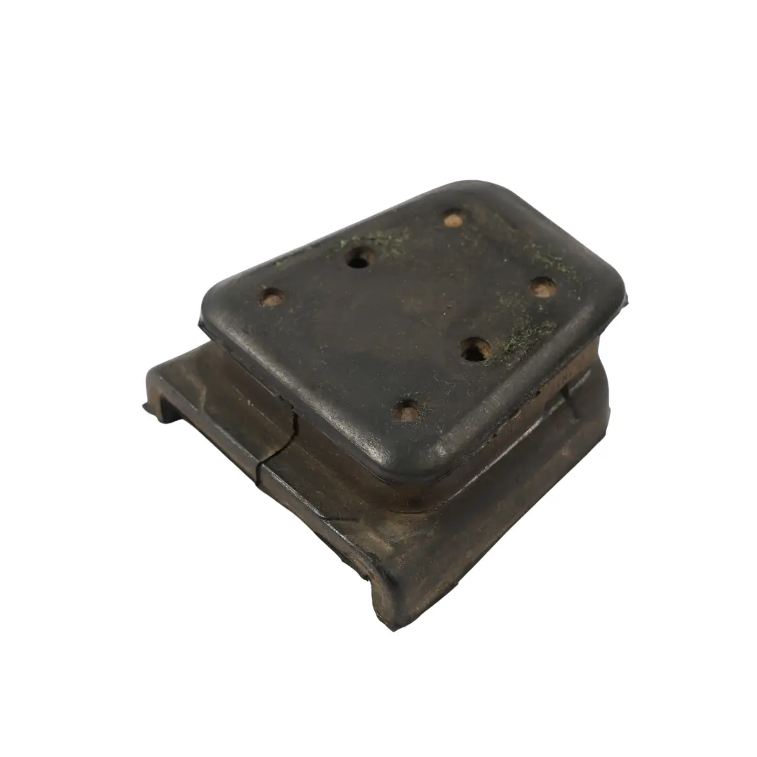 W907 Vordere Feder Oben Gummipuffer Aufhängung für Mercedes W906 mit Teilenummer A9073220400 Mercedes W906 W907 Vordere Feder Oben Gummipuffer Aufhängung - SKU A9073220400 - Teilenummer A9073220400