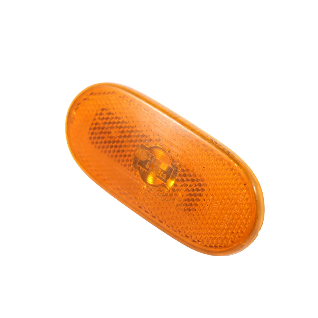 Luce D'Ingombro Laterale Riflettore Set Di Luci A9068201456 per Mercedes W906 con numero di parte A9109067700 Mercedes W906 Luce D'Ingombro Laterale Riflettore Set Di Luci A9068201456 - SKU A9109067700-1 - Numero di parte A9109067700