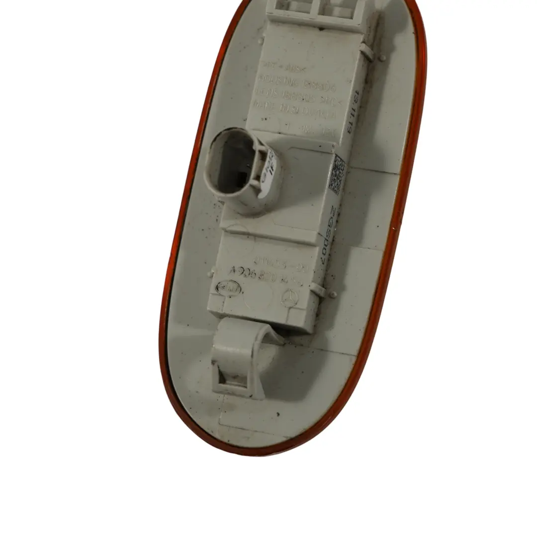 Seitenmarkierungsleuchte Lampe Reflektor Leuchtensatz A9068201456 für Mercedes W906 mit Teilenummer A9109067700 Mercedes W906 Seitenmarkierungsleuchte Lampe Reflektor Leuchtensatz A9068201456 - SKU A9109067700-1 - Teilenummer A9109067700