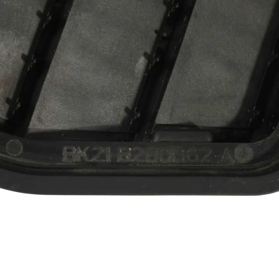 Ford Transit Custom Ventilación Trasera Conducto Izquierdo - SKU BK21-B280B62-AA - Número de pieza BK21-B280B62-AA