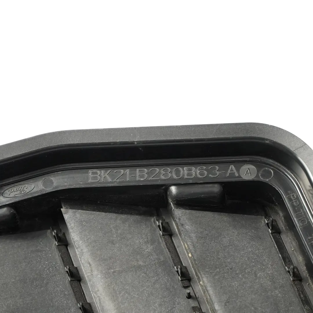 Body Ventilation Vent Duct Right O/S to Ford Transit Custom Rear with Part number BK21-B280B63-AA Ford Transit Custom Rear Body Ventilation Vent Duct Right O/S - SKU BK21-B280B63-AA - Part number BK21-B280B63-AA