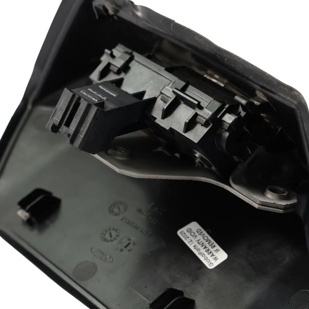 Garniture Verrouillage Porte Arrière BK21-V432A30-AC pour Ford Transit Custom à propos du numéro de pièce BK21-V432A3-A Ford Transit Custom Garniture Verrouillage Porte Arrière BK21-V432A30-AC - SKU BK21-V432A3-A - Numéro de pièce BK21-V432A3-A