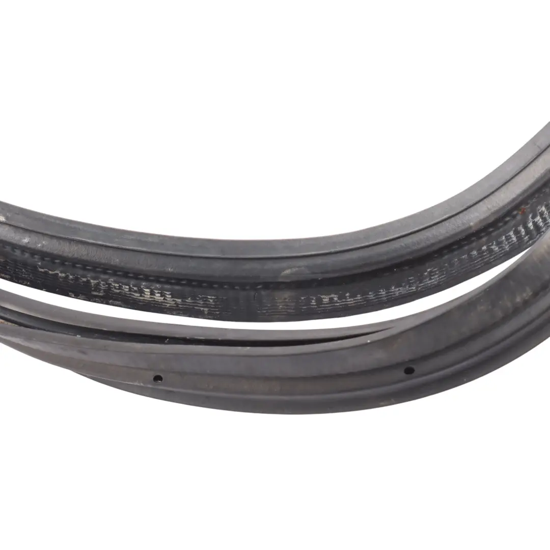 Dichtung Gummi für Ford Transit Custom mit Teilenummer BK21-V437N00-EA Ford Transit Custom Dichtung Gummi - SKU BK21-V437N00-EA - Teilenummer BK21-V437N00-EA