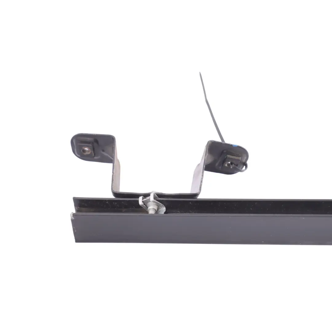 MK8 Guía Riel Ventana Puerta Delantera Izquierda para Ford Transit con número de pieza BK31-V22299-AE Ford Transit MK8 Guía Riel Ventana Puerta Delantera Izquierda - SKU BK31-V22299-AE - Número de pieza BK31-V22299-AE