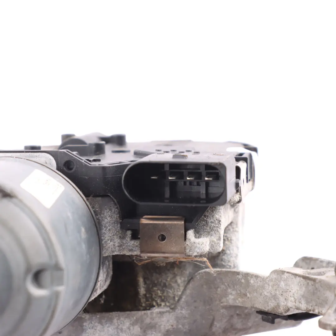 Mk3 Side Wiper Motor 4 PIN Front Right O/S to Ford Focus with Part number BM51-17504-BK Ford Focus Mk3 Side Wiper Motor 4 PIN Front Right O/S - SKU BM51-17504-BK - Part number BM51-17504-BK