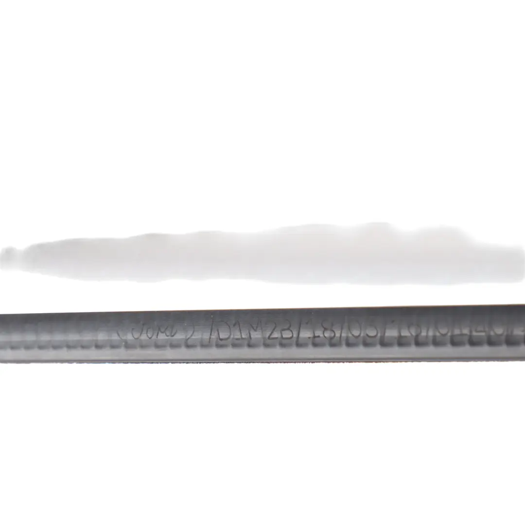 Mk3 Joint Étanchéité Chromé Porte Avant Gauche pour Ford Focus à propos du numéro de pièce BM51-A20563-BK Ford Focus Mk3 Joint Étanchéité Chromé Porte Avant Gauche - SKU BM51-A20563-BK - Numéro de pièce BM51-A20563-BK