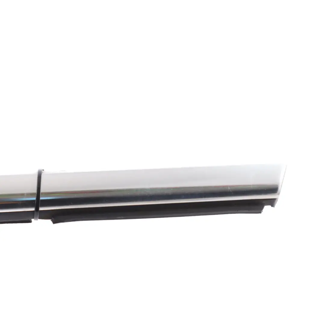 Ford Focus Mk3 Striscia Rivestimento Porta Anteriore Cromata - SKU BM51-A20563-BK - Numero di parte BM51-A20563-BK