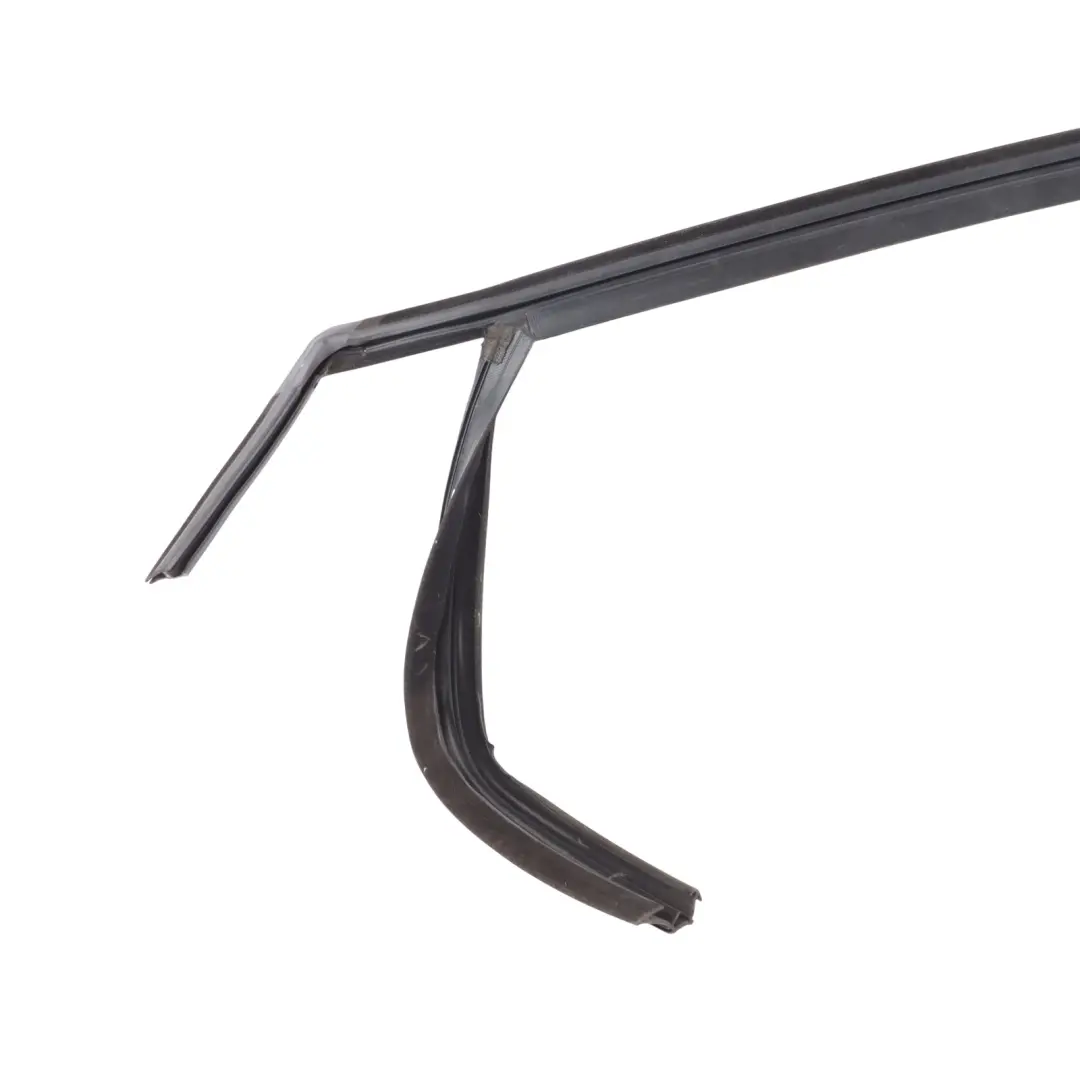 Mk3 Front Door Window Guide Weatherstrip Seal Right O/S to Ford Focus with Part number BM51-A21510 Ford Focus Mk3 Front Door Window Guide Weatherstrip Seal Right O/S - SKU BM51-A21510 - Part number BM51-A21510