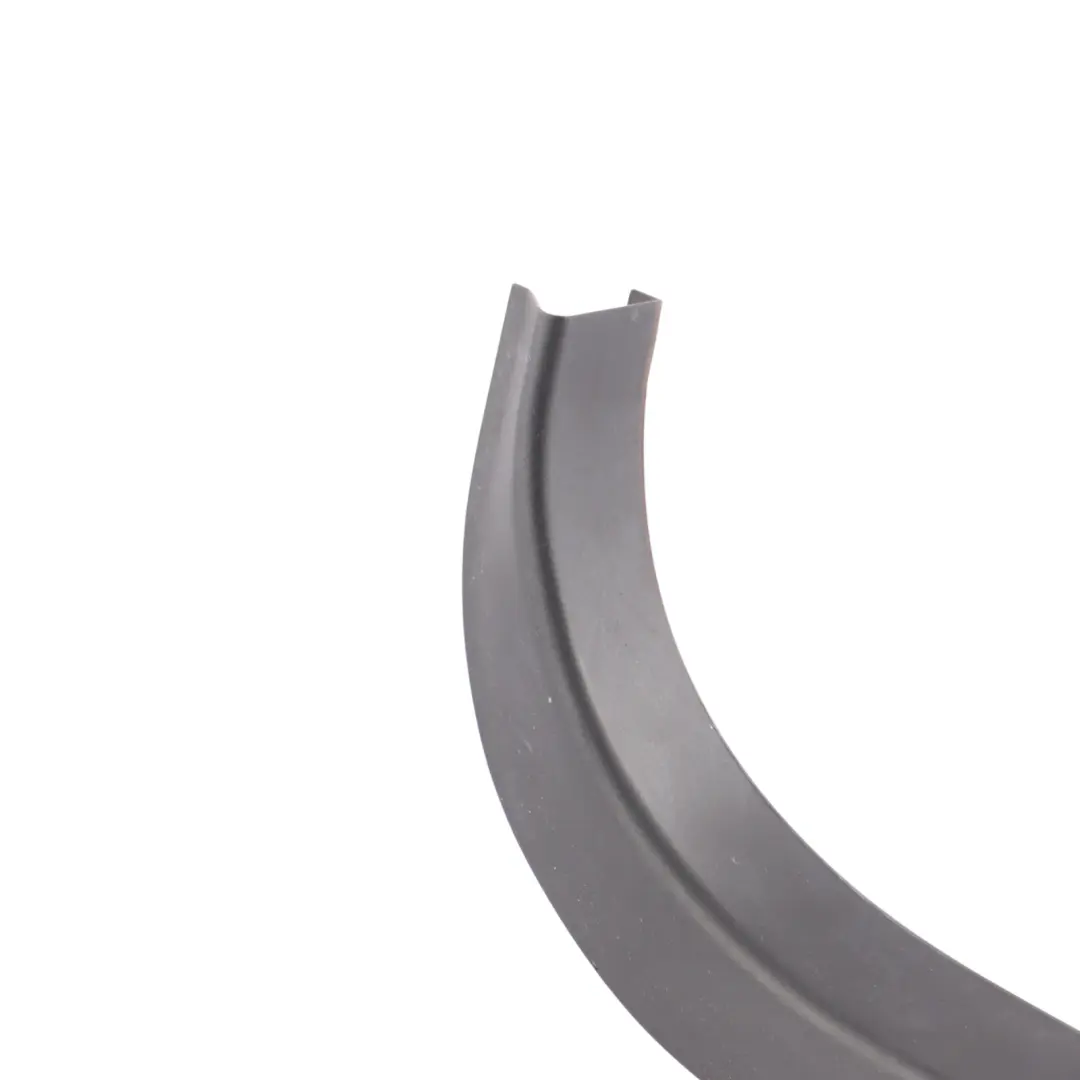 Mk3 Coperchio Finestra Porta Posteriore Sinistra per Ford Focus con numero di parte BM51-A247B56-AEW Ford Focus Mk3 Coperchio Finestra Porta Posteriore Sinistra - SKU BM51-A247B56-AEW - Numero di parte BM51-A247B56-AEW