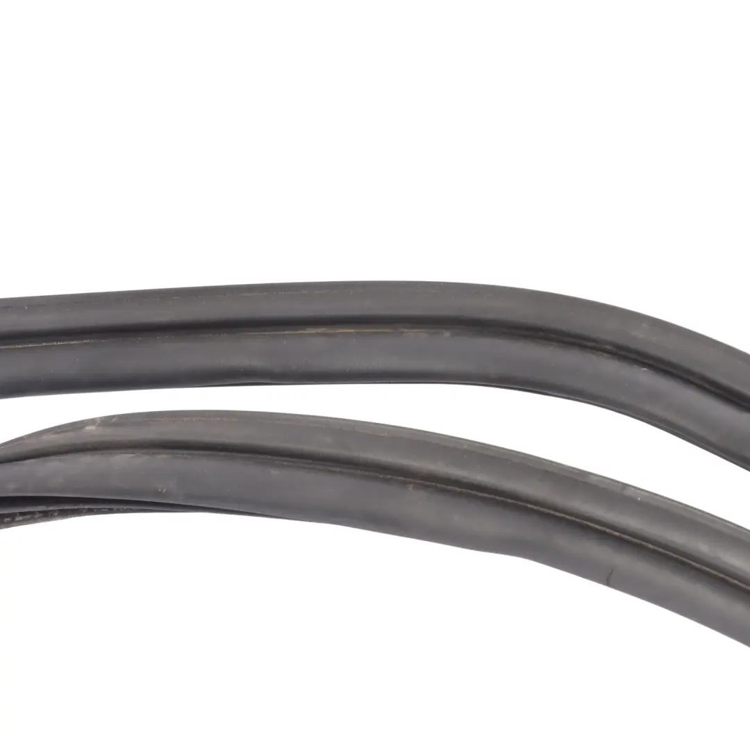 Ford Focus Mk3 Rear Door Weatherstrip Gasket Left Right N/O/S - SKU BM51-A25324-AF - Part number BM51-A25324-AF