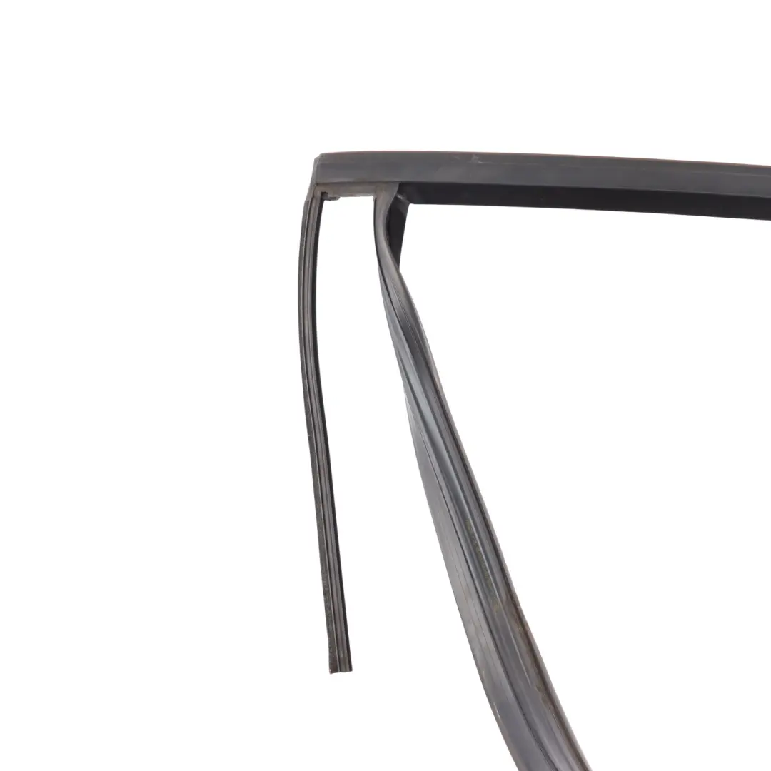 Ford Focus Mk3 Joint Étanchéité Vitre Porte Arrière Gauche - SKU BM51-A25825 - Numéro de pièce BM51-A25825