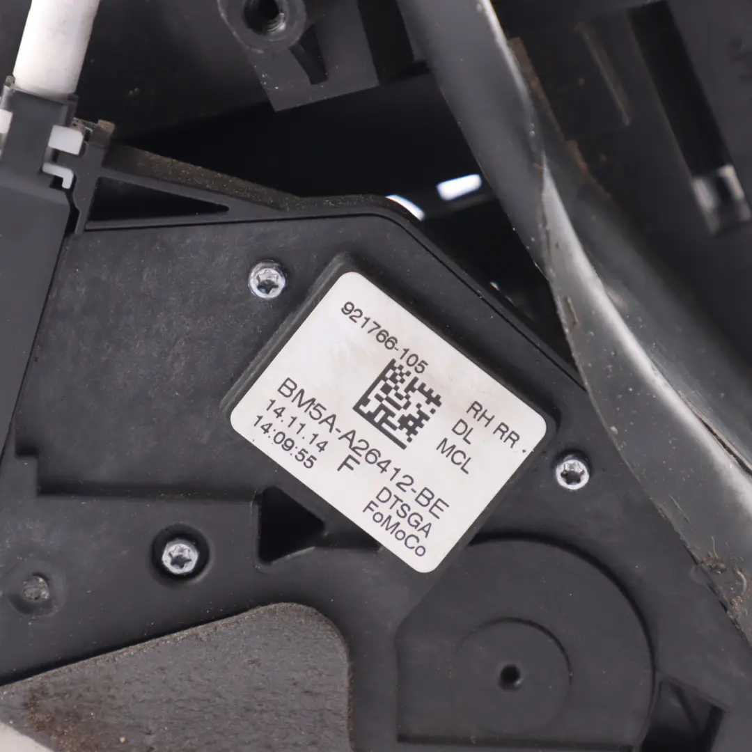 Mk3 Bloccaggio Porta Posteriore Linkage Destra per Ford Focus con numero di parte BM5A-A26412-BE Ford Focus Mk3 Bloccaggio Porta Posteriore Linkage Destra - SKU BM5A-A26412-BE - Numero di parte BM5A-A26412-BE