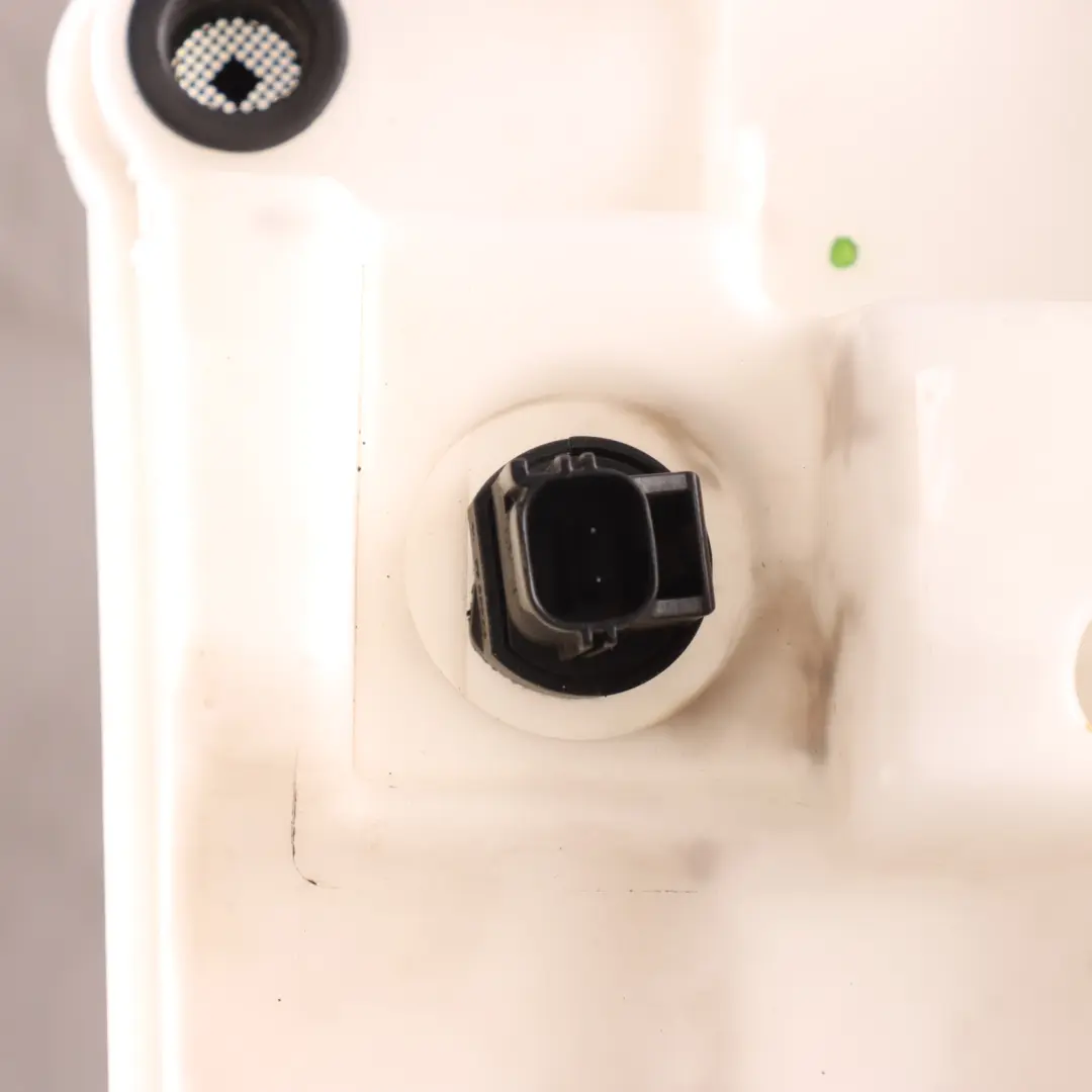 Mk3 Frontscheibe Fensterwaschanlage Flasche Reservoir für Ford Focus mit Teilenummer BV61-17B613-CA Ford Focus Mk3 Frontscheibe Fensterwaschanlage Flasche Reservoir - SKU BV61-17B613-CA - Teilenummer BV61-17B613-CA