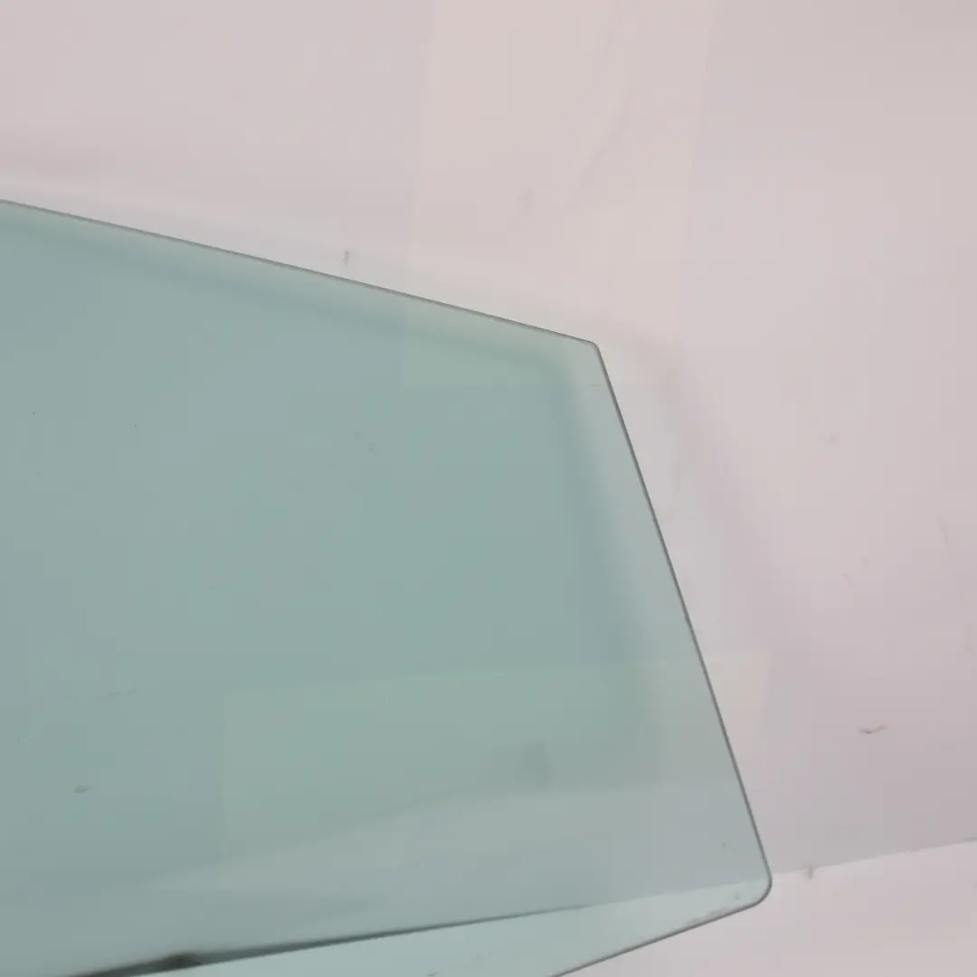 Ford Focus MK3 Cristal Ventana Puerta Delantero Derecho - SKU F1EB-A21410-A - Número de pieza F1EB-A21410-A