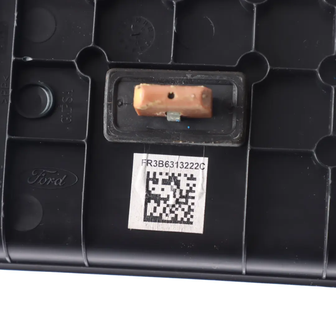 Ford Mustang VI Garniture Seuil Porte Entrée Gauche Droite Cover FR3B-6313222-C - SKU FR3B-6313222-AAW - Numéro de pièce FR3B-6313222-AAW