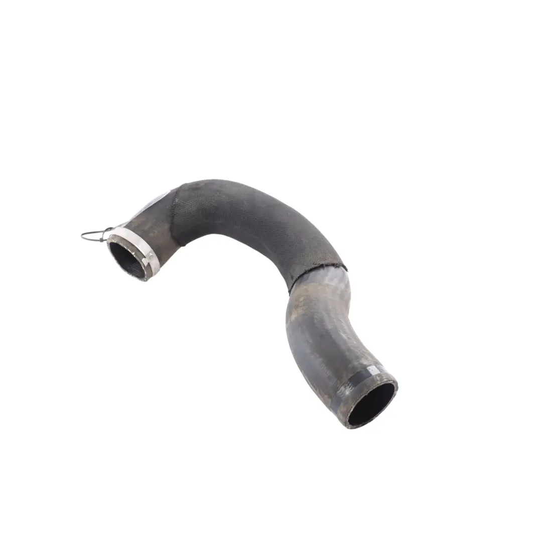 Tubo Intercooler Aria Carica Tubo 2.0 Diesel GK216C646AK per Ford Transit Custom con numero di parte GK21-6C646-AK Ford Transit Custom Tubo Intercooler Aria Carica Tubo 2.0 Diesel GK216C646AK - SKU GK21-6C646-AK - Numero di parte GK21-6C646-AK