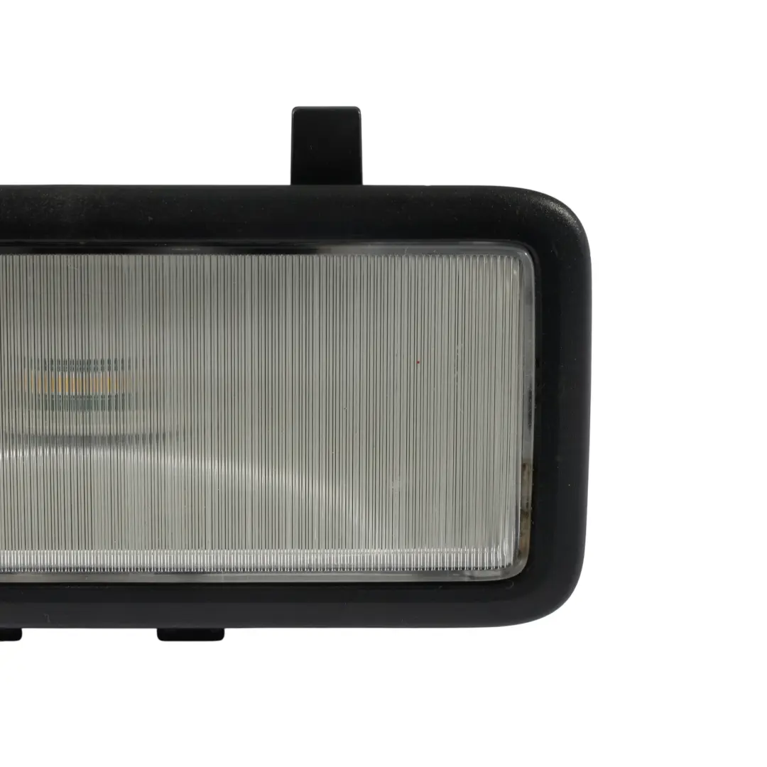 Lampa Podsufitki Oświetlenie Kabiny Tył do VW Amarok NF o numerze H1BB-13733-A VW Amarok NF Lampa Podsufitki Oświetlenie Kabiny Tył - SKU H1BB-13733-A - Numer Części H1BB-13733-A