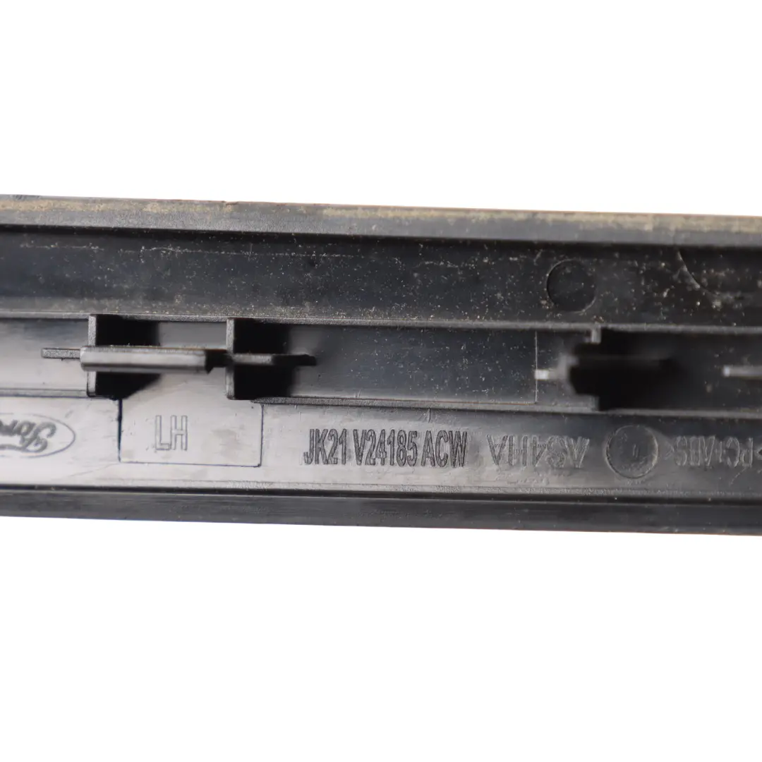 Mk4 Bande Garniture Panneau Porte Avant Gauche pour Ford Mondeo à propos du numéro de pièce JK21-V24185-ACW Ford Mondeo Mk4 Bande Garniture Panneau Porte Avant Gauche - SKU JK21-V24185-ACW - Numéro de pièce JK21-V24185-ACW